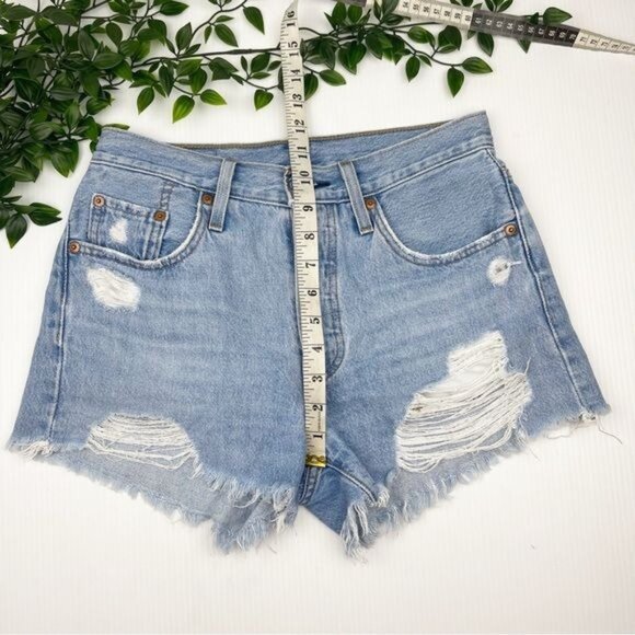 LEVI'S 501 High Rise Denim Shorts distressedSansome Stranger frayed hem 25 - Picture 6 of 11